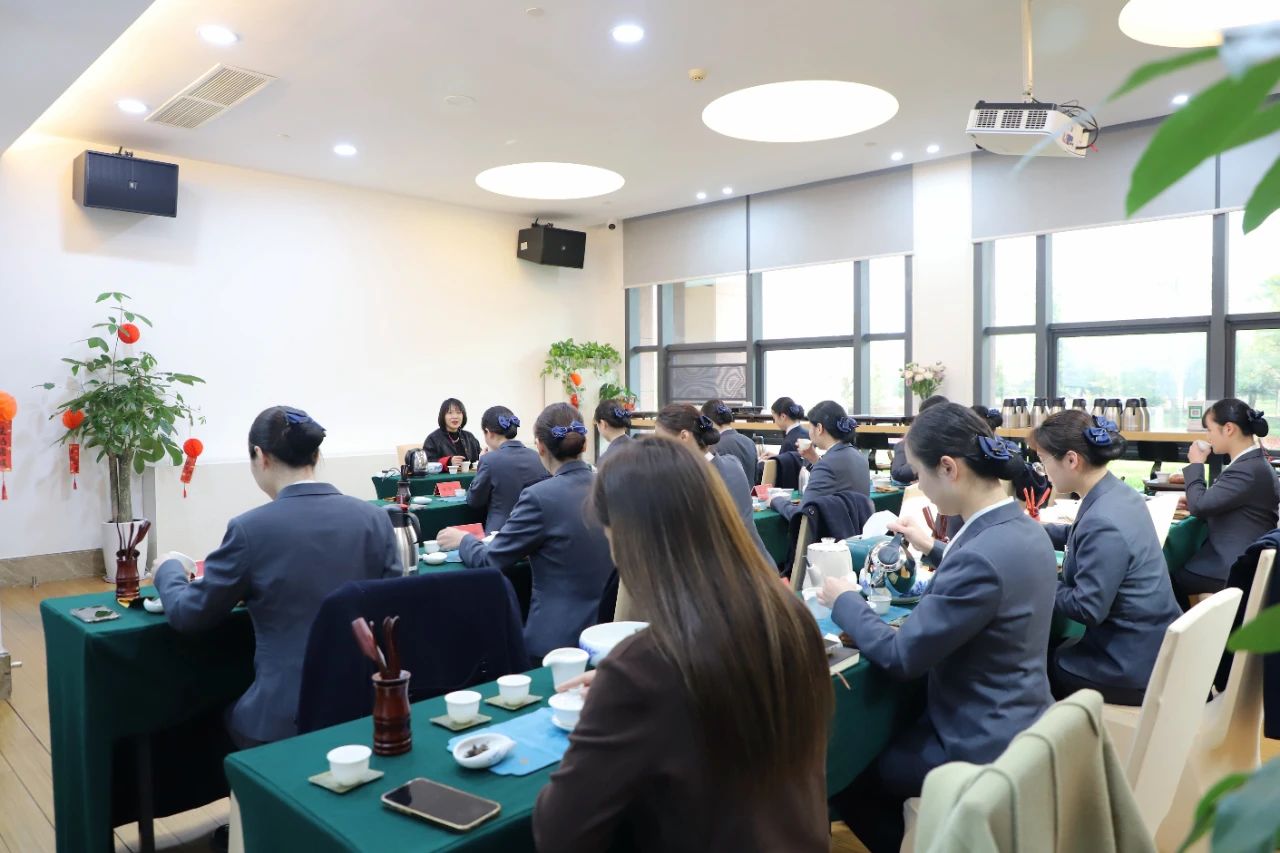 茶香滿溢 匠心傳承——三都澳大酒店開展茶藝培訓(xùn)